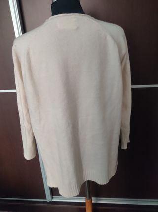 Jersey suave con piedrecitas 