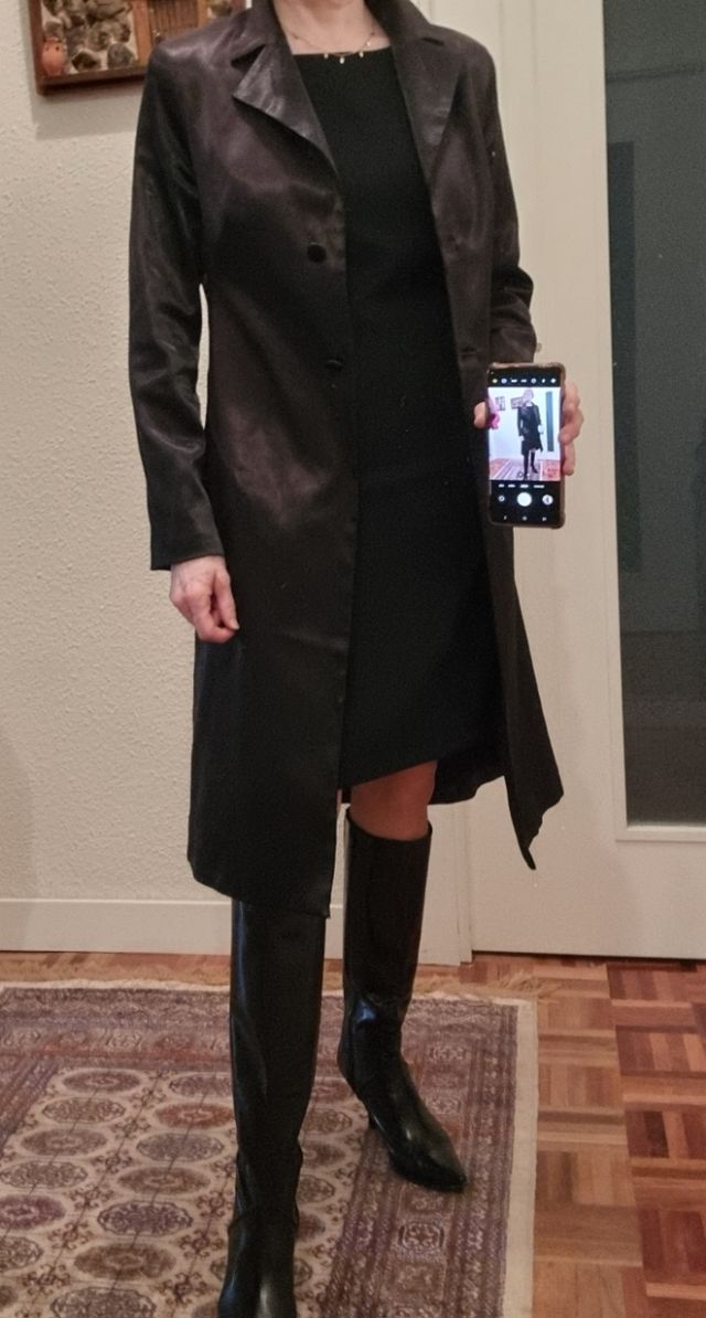 Abrigo de vestir negro