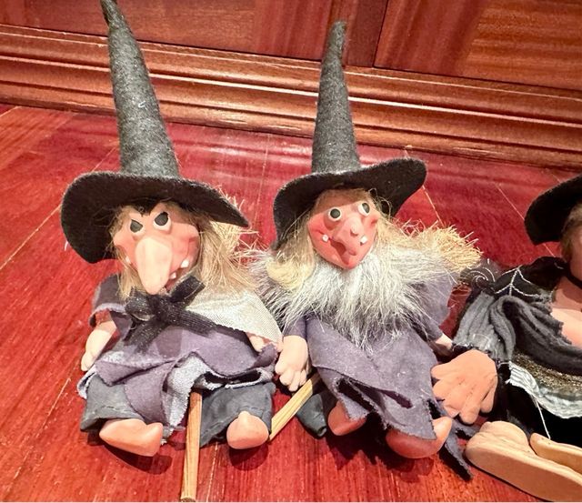 Figuras brujas ceramica