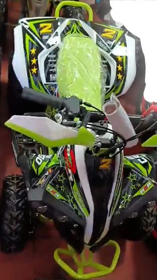 VENDO MINIQUAD XTREME COLOR VERDE DE GASOLINA