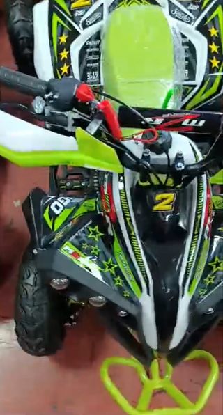 VENDO MINIQUAD XTREME COLOR VERDE DE GASOLINA