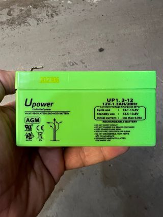 Bateria AGM gel nueva 12v 1.3AH