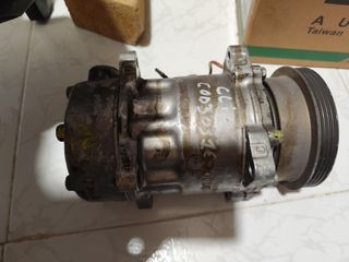AA Renault clio SD709