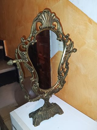 Espejo de bronce