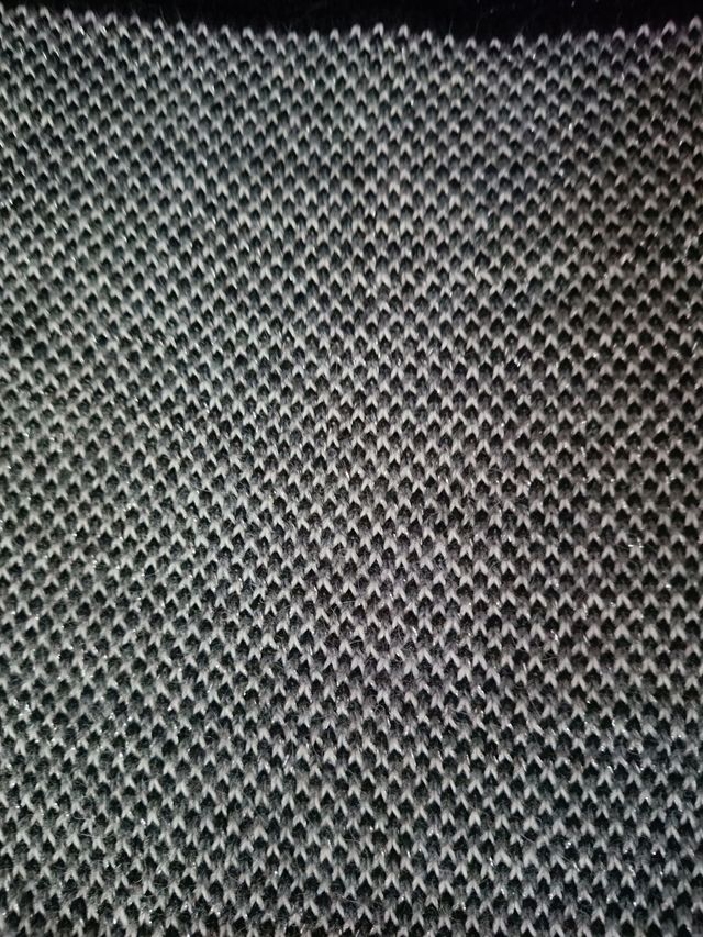 Sciarpa nera con stelle marca "Les Codes Roses"