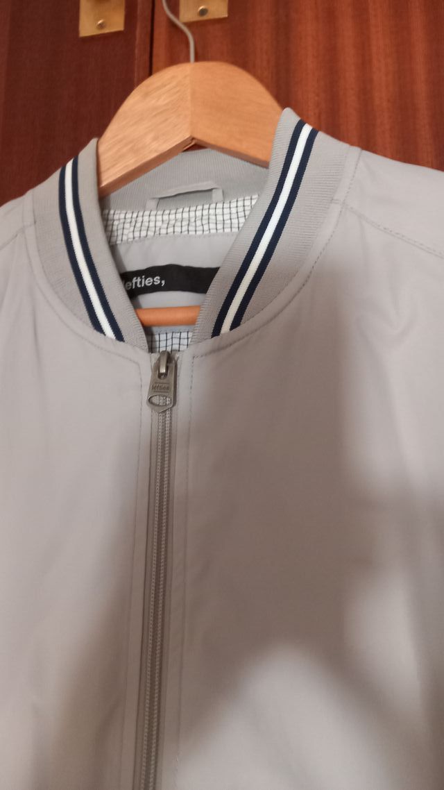 Cazadora bomber hombre gris claro Lefties