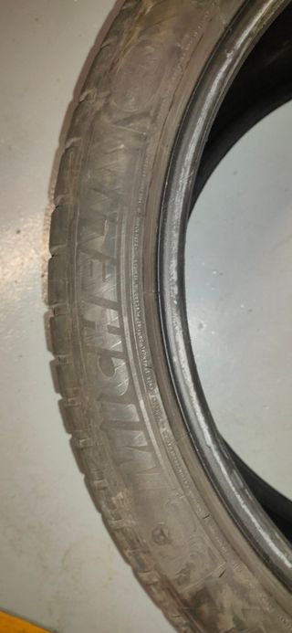 NEUMATICOS 295/35 R21 103Y