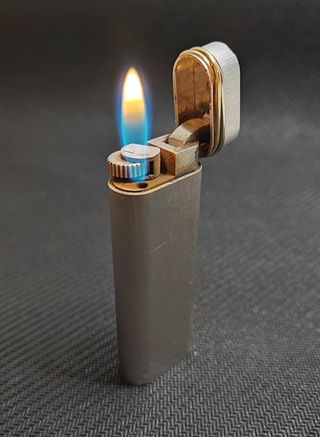 Mechero Cartier Clásico