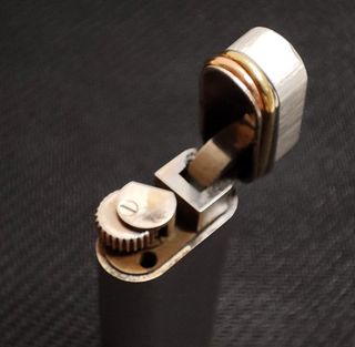Mechero Cartier Clásico