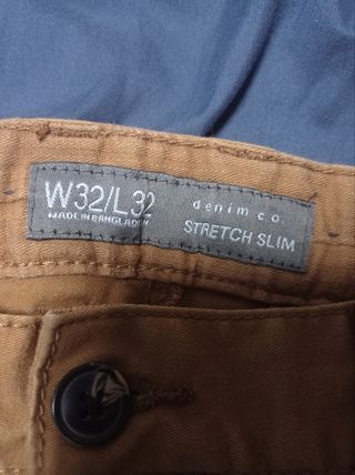 Pantalón chino de hombre.Talla W32/L32.