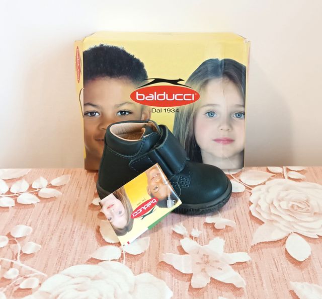 Stivaletto bambino tg.18 nuove in vera pelle