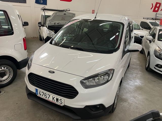 Ford Transit Courier 2019