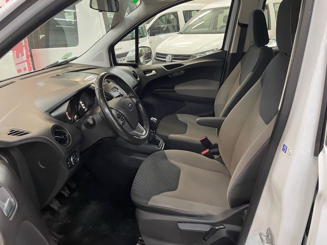 Ford Transit Courier 2019