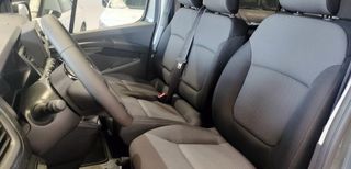 Renault Trafic Automática 150 cv - 9 Plazas