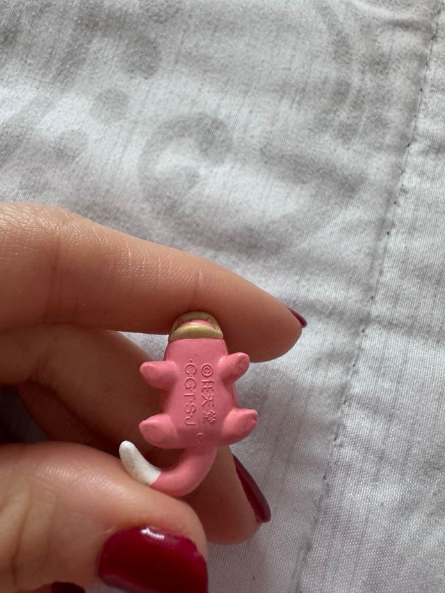 3 Pokemon miniatura: Croconaw, Munchlax y Slowpoke