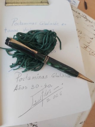 Portamina celuloide. Antiguo.