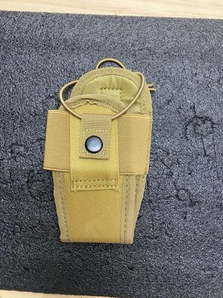 Pouch radio Tan 