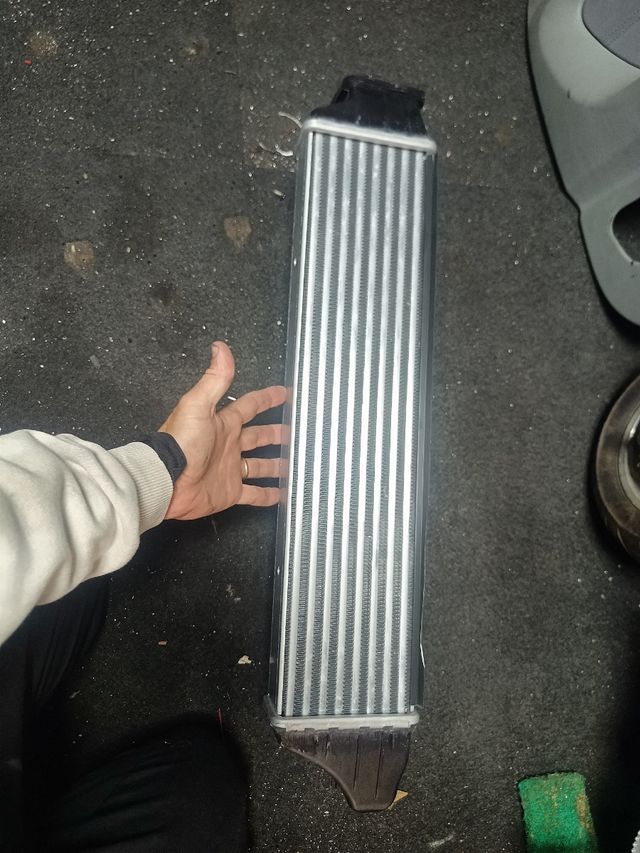 Intercooler BMW compact 320d 150cv 