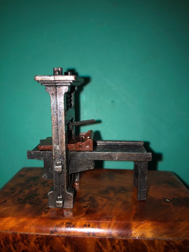 Temperamatite in metallo, collezione, vintage