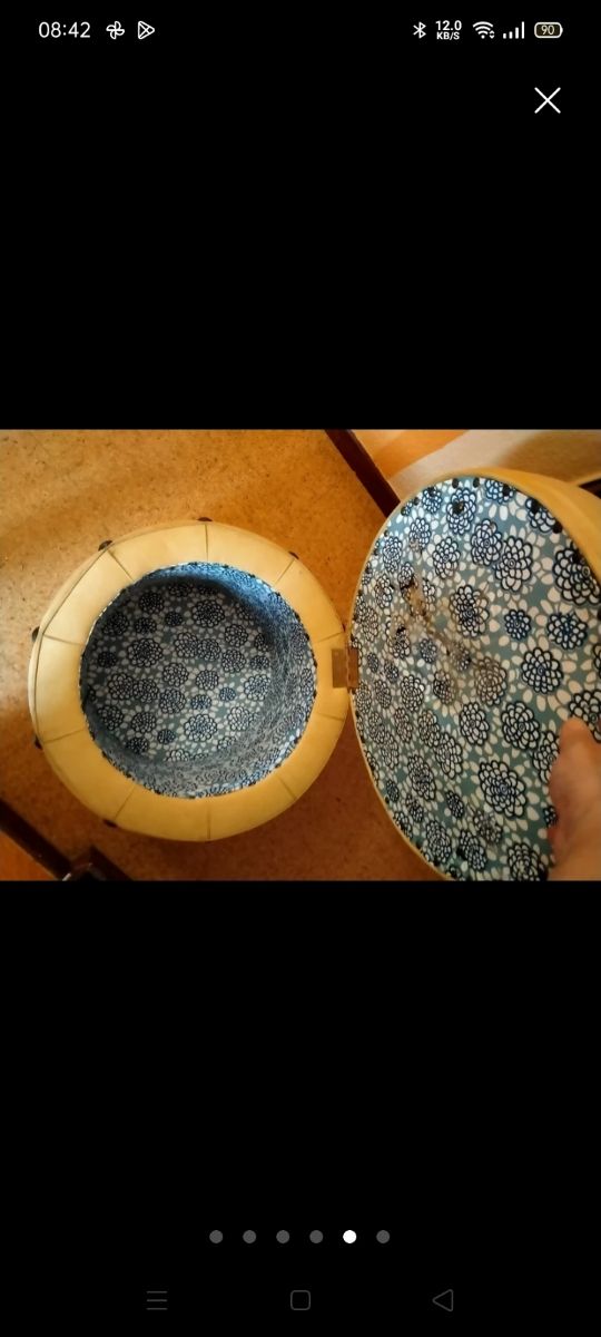 Butaca beige almacenaje