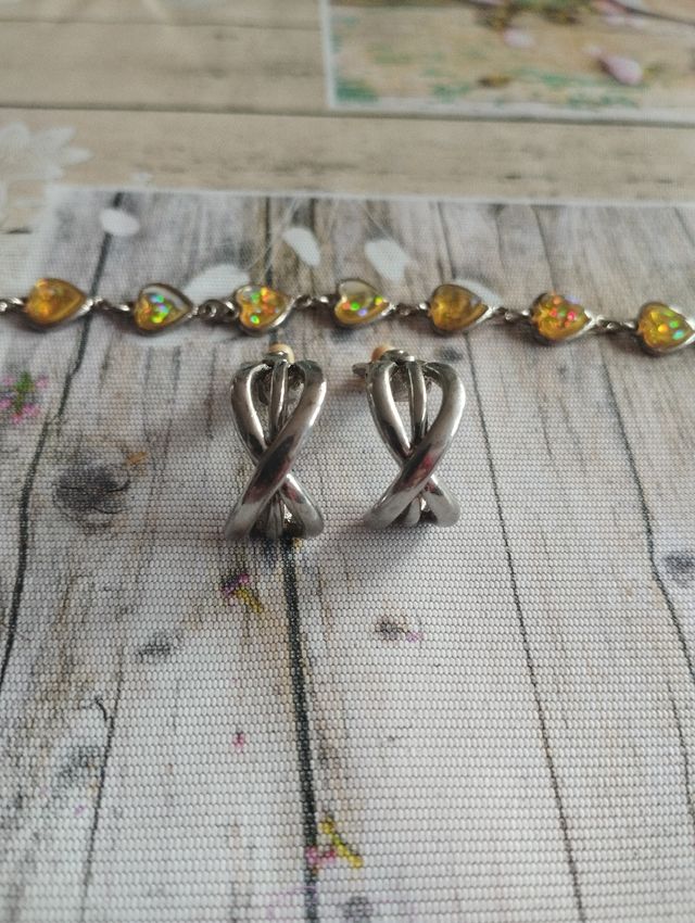 Pulsera corazones amarillo