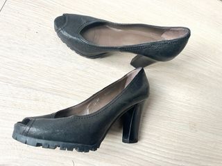 Zapatos ursula mascaro negros como nuevos n 37 