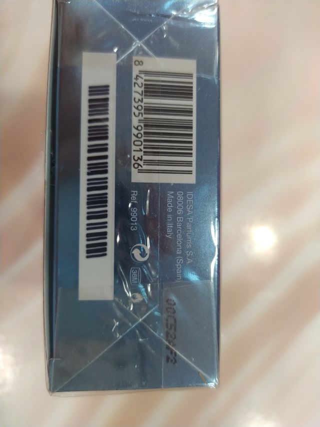 Custo Barcelona. Blue Wind forma Man edt