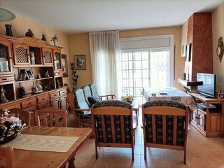 Casa adosada en venta en Residencial en Cunit