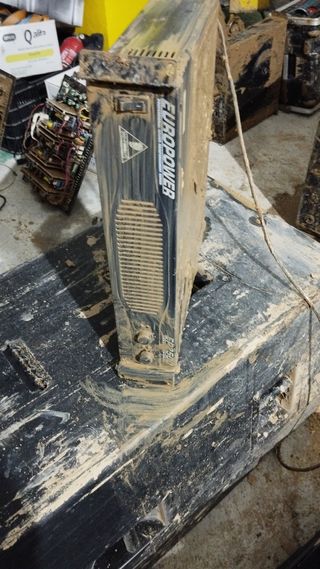 Reparació sonido iluminación por la dana