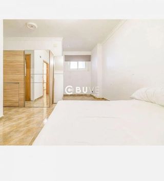 Piso en venta en La Roureda en Viladecans