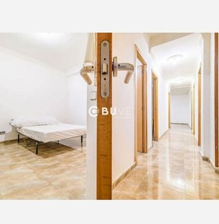 Piso en venta en La Roureda en Viladecans