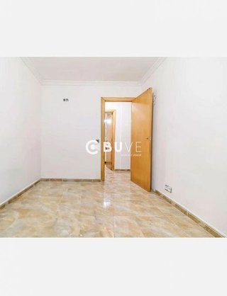 Piso en venta en La Roureda en Viladecans