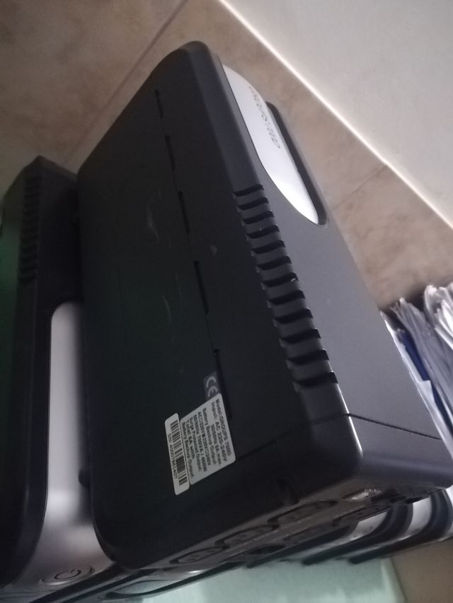 Gruppo UPS Groups 700 D 700VA