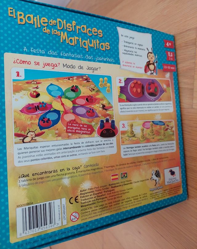 El baile de disfraces de las mariquitas