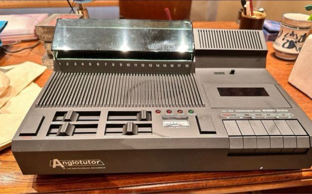 Curso de inglés para consolas Anglotutor