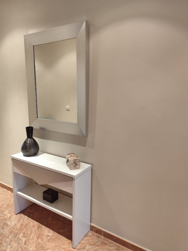 Recibidor con espejo