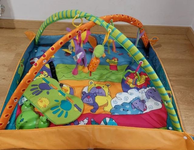 Manta actividad bebe