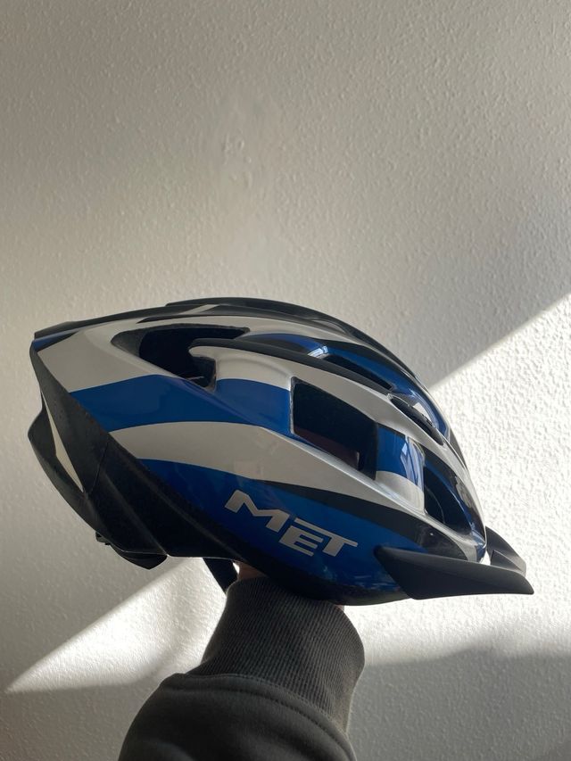 Casco bici met