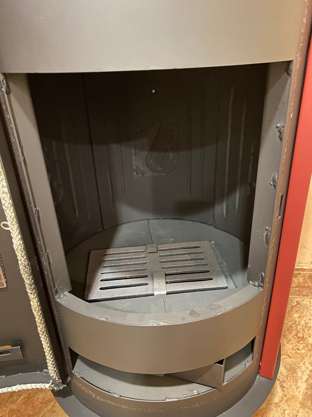 Estufa de leña redonda