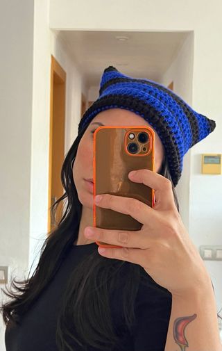 Gorra UNISEX rayas negro y azul