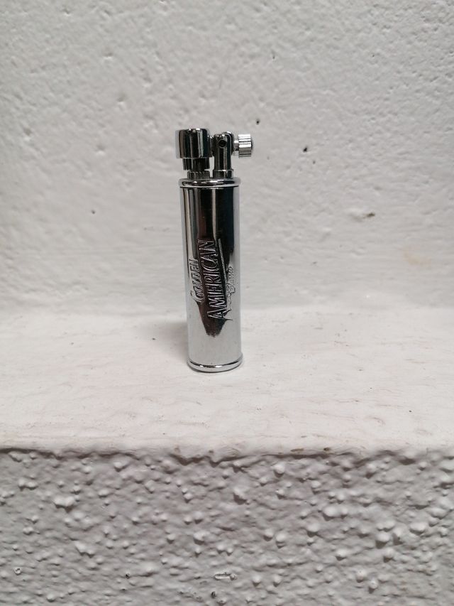 Encendedores variados