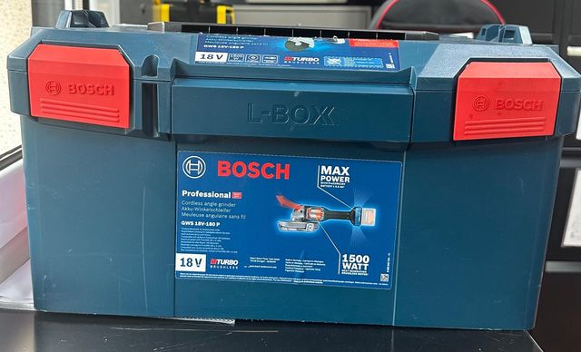 MALETA DE HERRAMIENTA PLÁSTICA