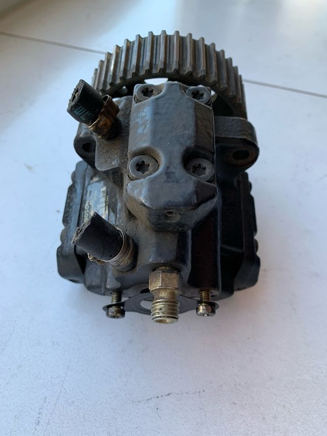 POMPA GASOLIO 1900 JTD BOSCH 0445010007