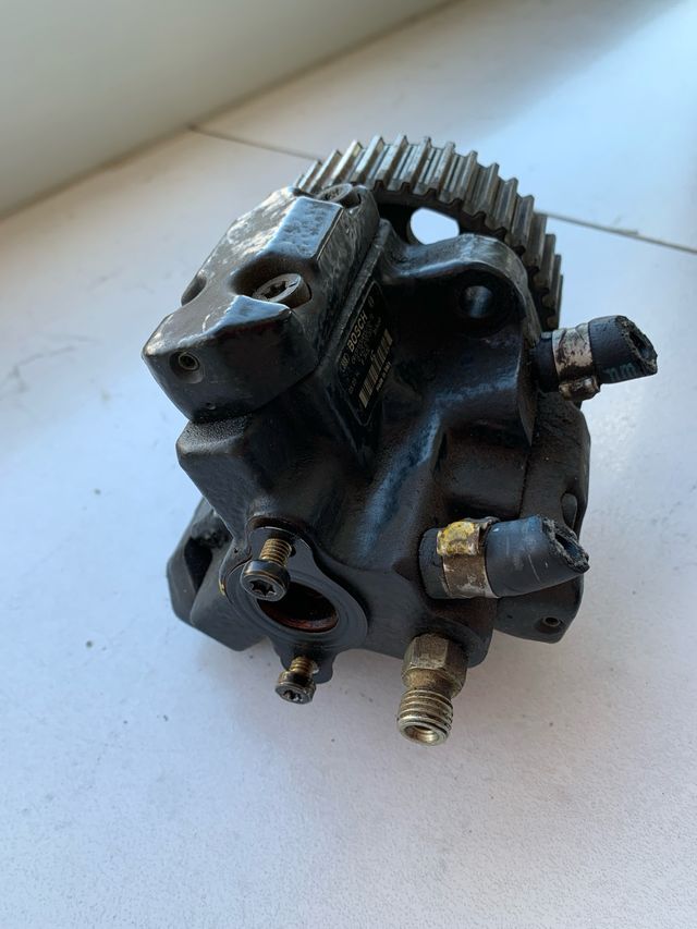 POMPA GASOLIO 1900 JTD BOSCH 0445010007