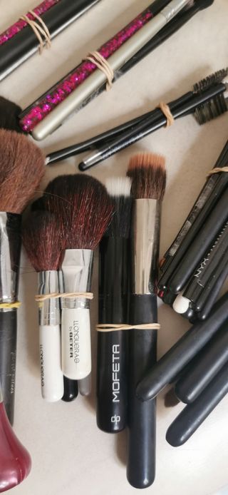 Pinceles cosméticos nuevos