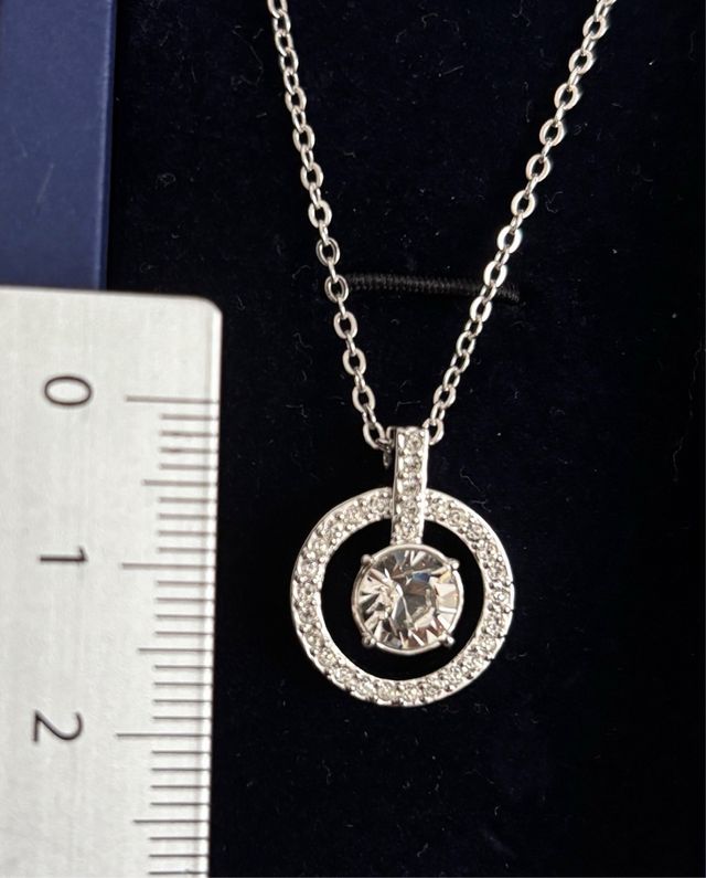 Collar Swarovski con certificado