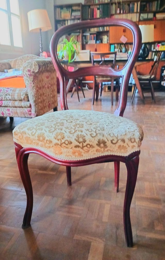 Comedor mesa de caoba + sillas isabelinas