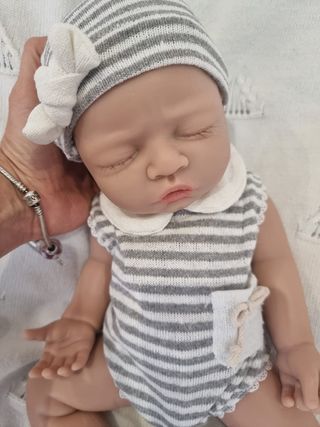Bebe niño reborn silicona blanda platino