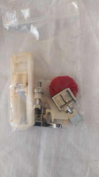 Maquina de coser Savoid