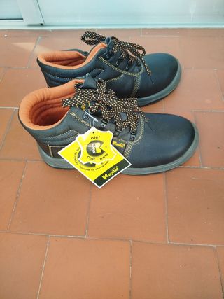 ZAPATOS DE SEGURIDAD NUEVOS 